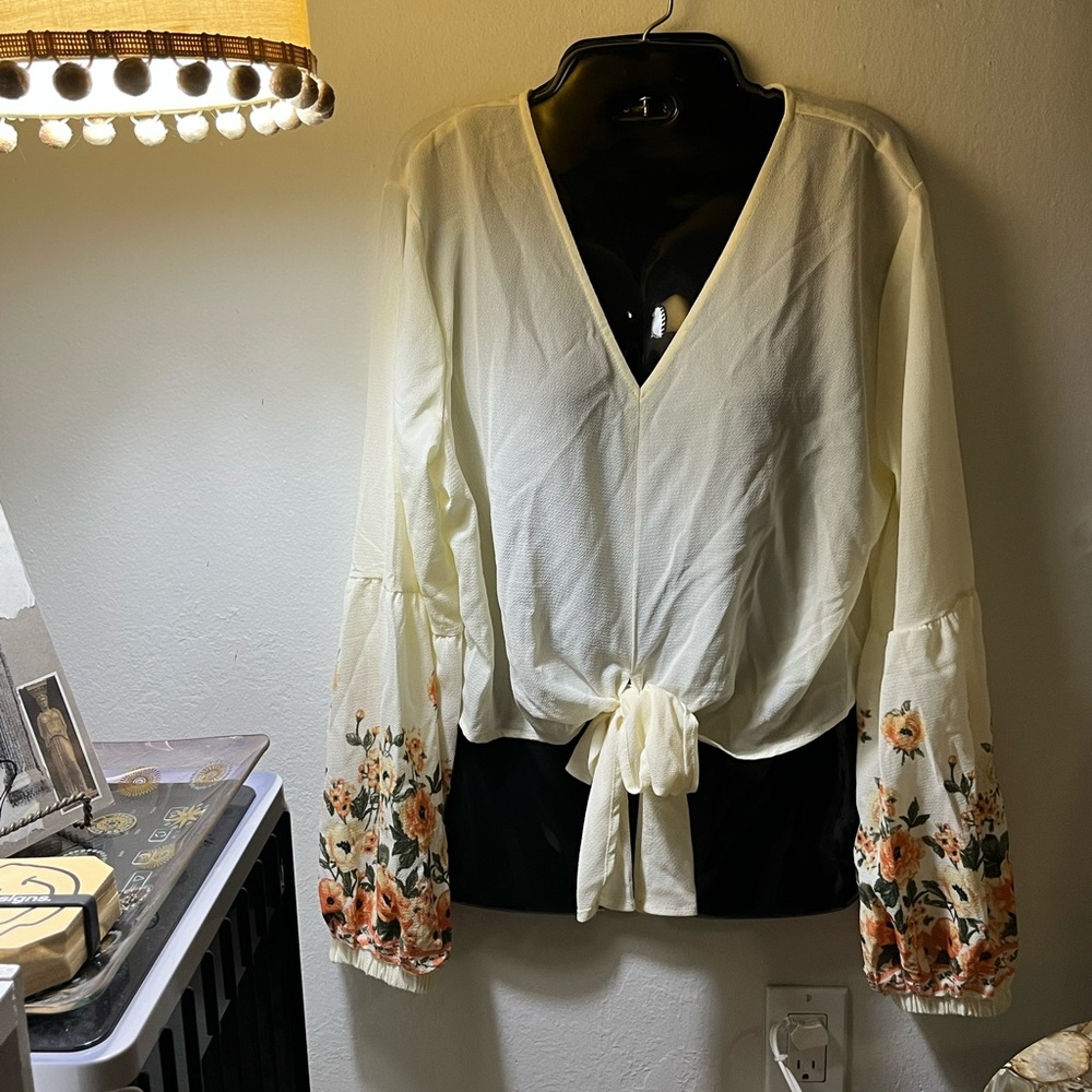 SHEIN tie front floral blouse